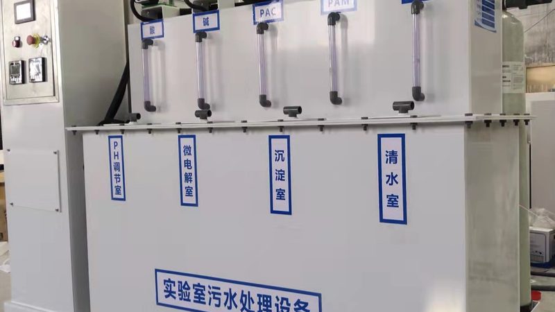 玻璃钢喷淋塔：环保设备中的“绿色守护者